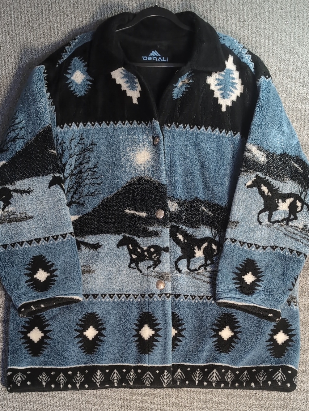 VTG Denali Reversible Thick Fleece Jacket Southwest Aztec Horse Design Size XL